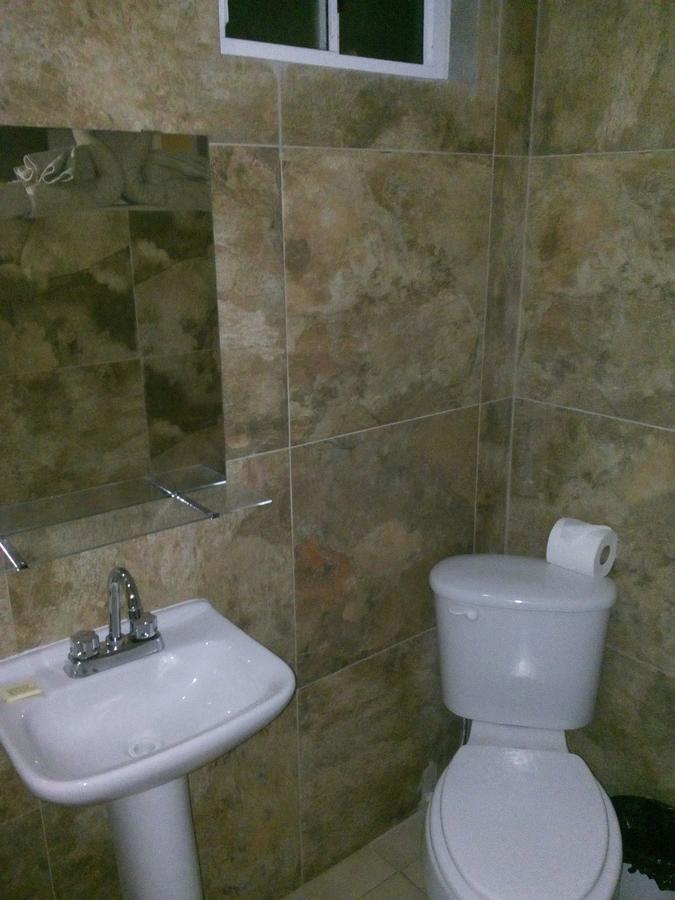 La Vid Posada Inn فالي دي جوادالوبي المظهر الخارجي الصورة